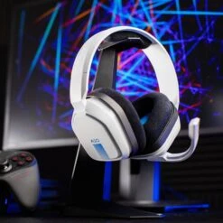 ​ASTRO - A10 Headset PS5 Compatible - WHITE + FIFA 22 Game Bundle
