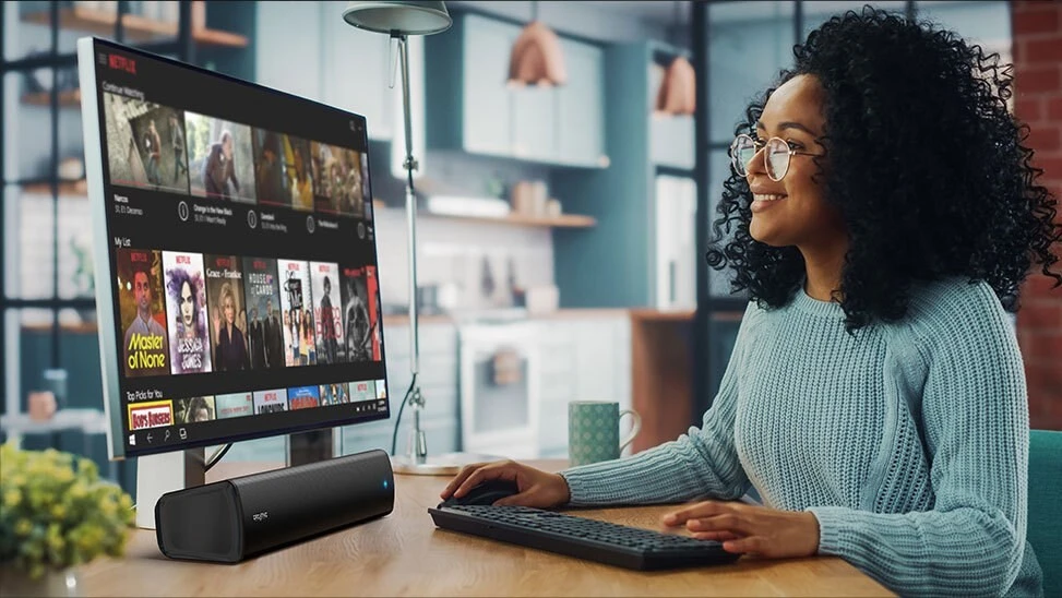 Creative - Stage Air V2 Compact Under-monitor Soundbar, Black 9 Creative - Stage Air V2 Compact Under-monitor Soundbar, Black - Afbeelding 9