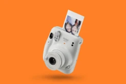 Fuji - INSTAX Mini 11 - Analog Instant Camera White -Elektronicawinkel fuji instax mini 11 analog instant camera white 6