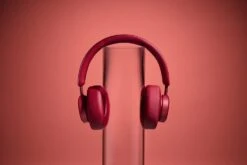 Urbanista - Miami Ruby Red Wireless ANC Headphones -Elektronicawinkel urbanista miami ruby red wireless anc headphones 4