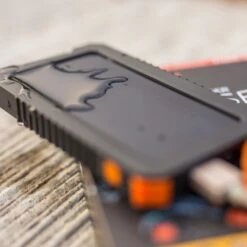 Xtorm - XR103 Solar Charger Powerbank 5000 MAh -Elektronicawinkel xtorm xr103 solar charger powerbank 5000 mah 4